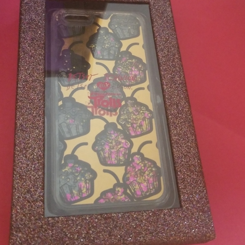 iPhone case - Picture 2 of 3